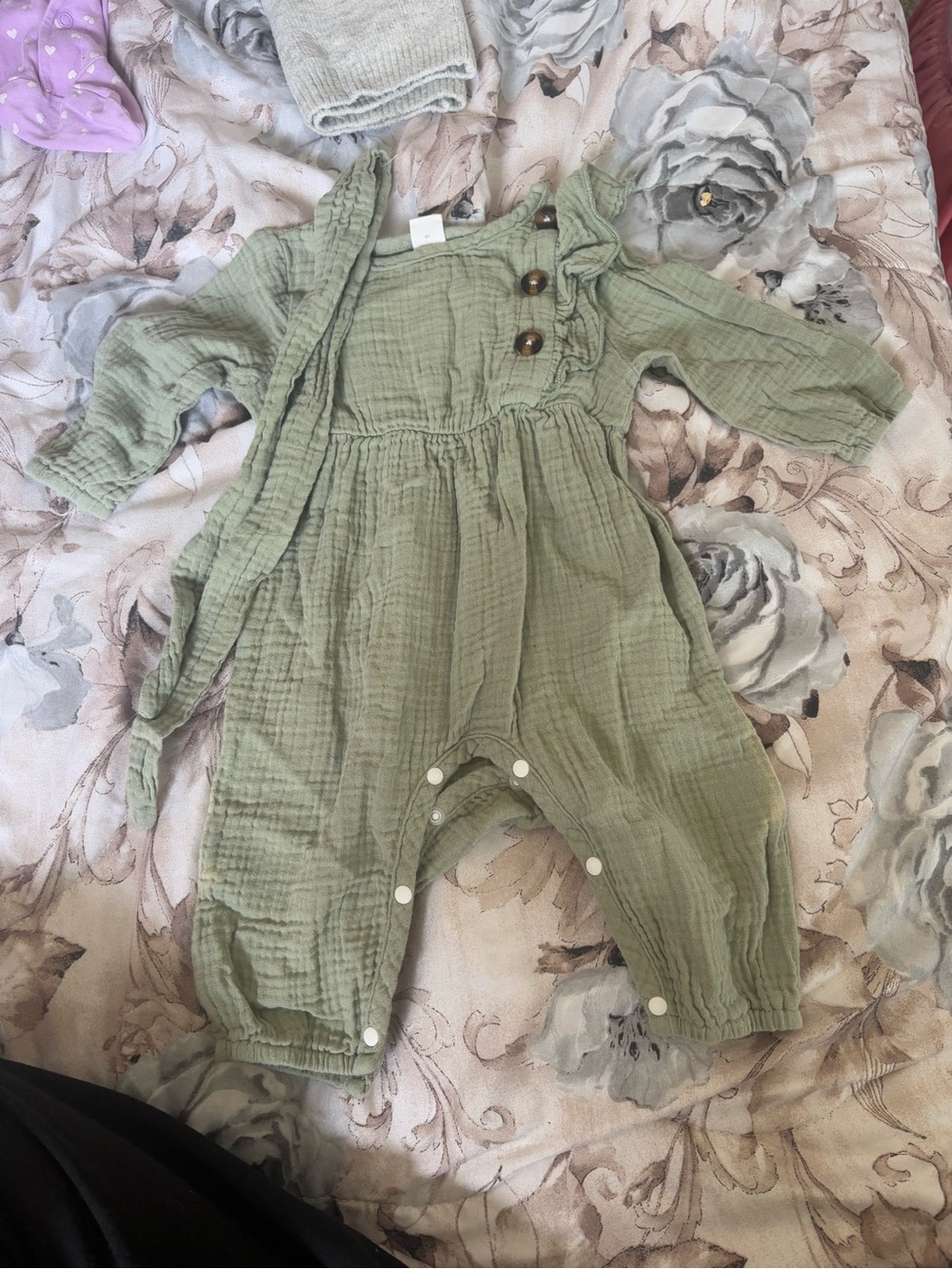 Olive Green Baby Gauze Romper with Buttons
